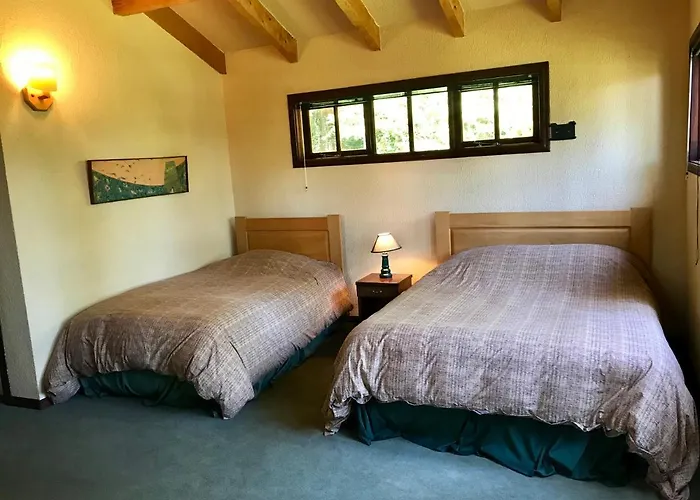 Yan Kee Way Lodge Bungalow
