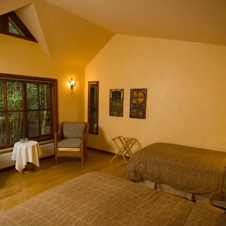 Yan Kee Way Lodge Bungalow Puerto Varas Exterior photo