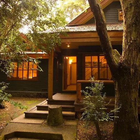 Yan Kee Way Lodge Bungalow Puerto Varas Exterior photo