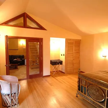 Yan Kee Way Lodge Bungalow Puerto Varas Exterior photo