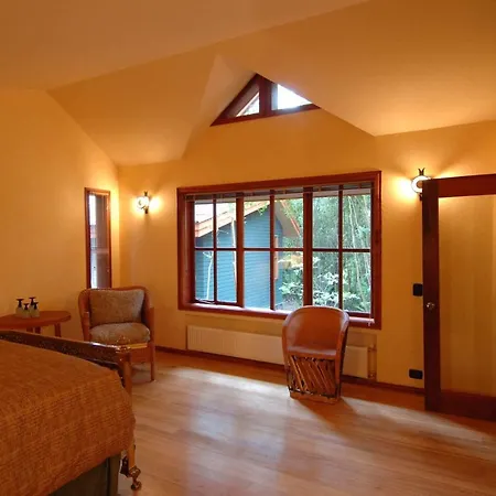 Yan Kee Way Lodge Bungalow Puerto Varas Exterior photo