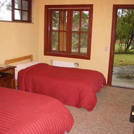 Yan Kee Way Lodge Bungalow Puerto Varas Exterior photo
