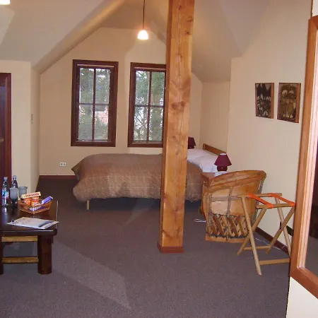 Yan Kee Way Lodge Bungalow Puerto Varas Exterior photo
